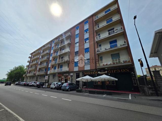 Appartamento in affitto di 125 m² in Via Sestriere, 34