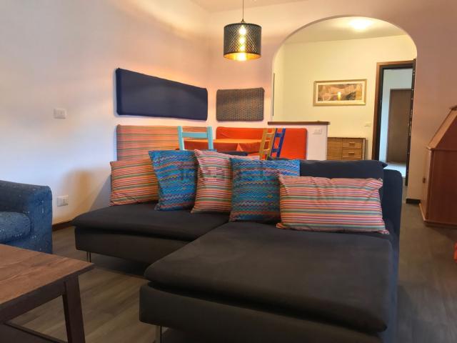 Appartamento in affitto di 125 m² in Via Ronchi