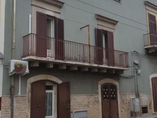 Appartamento in affitto di 125 m² in Via Umberto I, 128