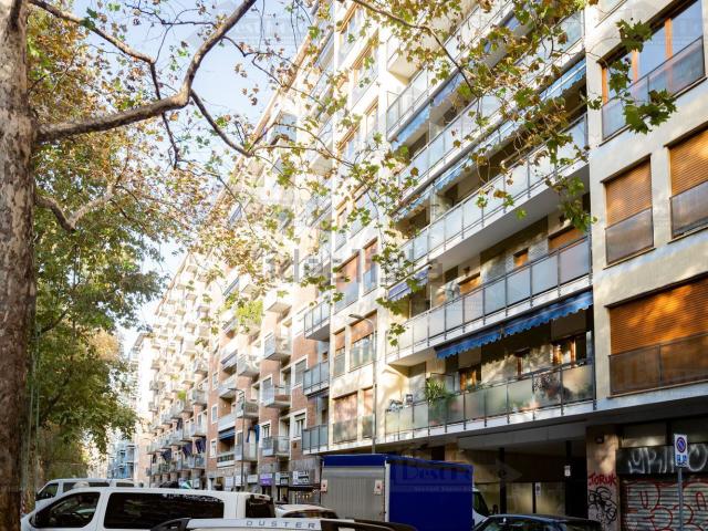 Appartamento in affitto di 125 m² in Viale Campania, 26