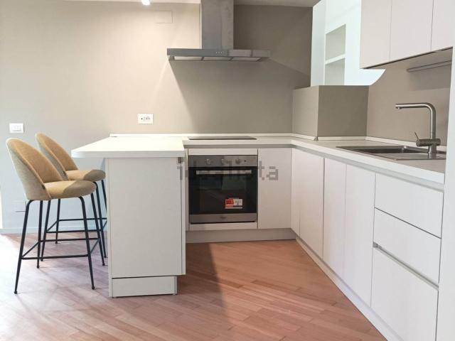 Appartamento in affitto di 125 m² in Corso Giacomo Matteotti, 49