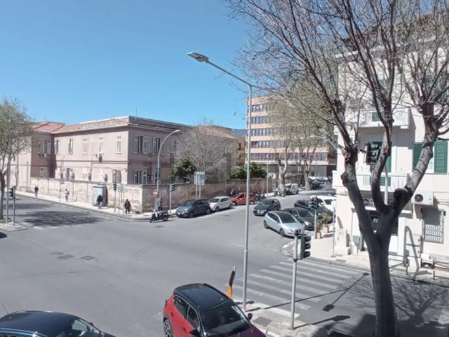 Appartamento in affitto di 126 m² in Via Giuseppe La Farina, 149