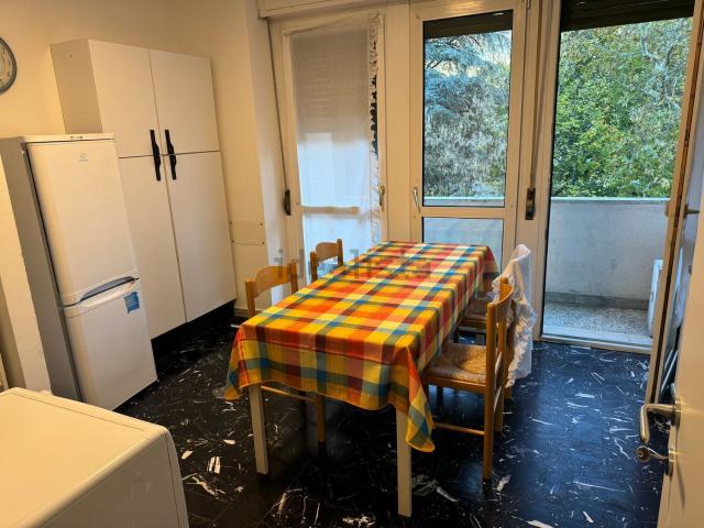Appartamento in affitto di 126 m² in Via Giacomo Matteotti, 6