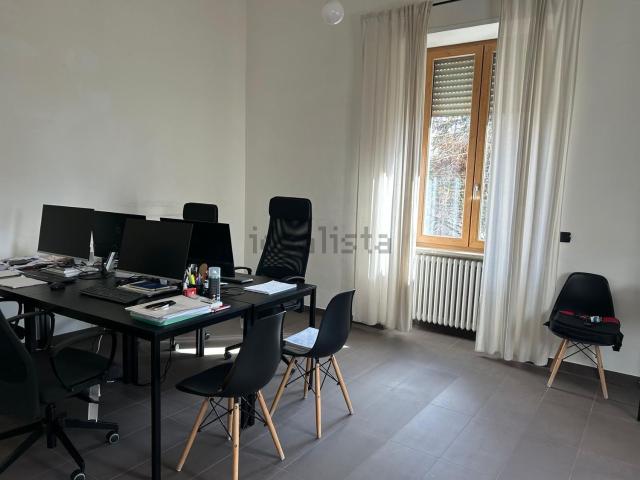 Appartamento in affitto di 126 m² in Via Giovanni Amendola
