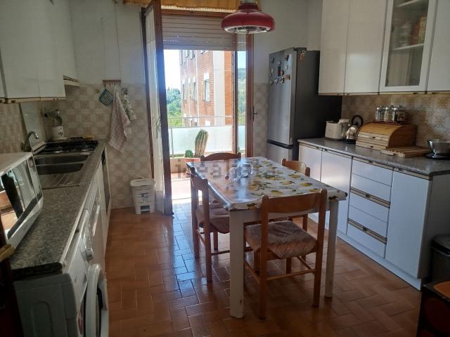 Appartamento in affitto di 126 m² in Via Enrico de Nicola