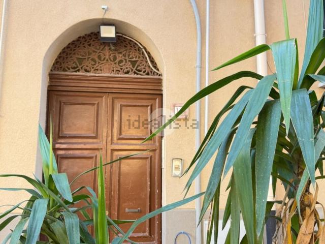 Appartamento in affitto di 126 m² in Via Volturno, 16
