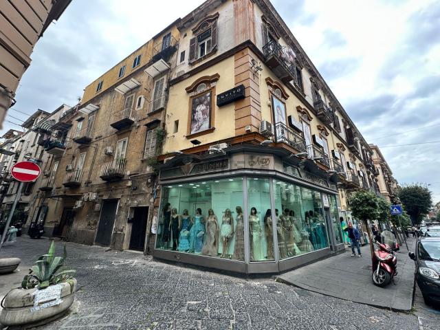 Appartamento in affitto di 126 m² in Vico Tutti I Santi, 71
