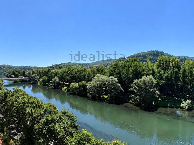 Appartamento in affitto di 127 m² in Via Riccardo Sineo, 16