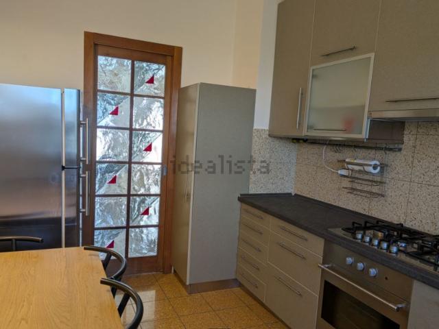 Appartamento in affitto di 127 m² in Via Valsesia, 44