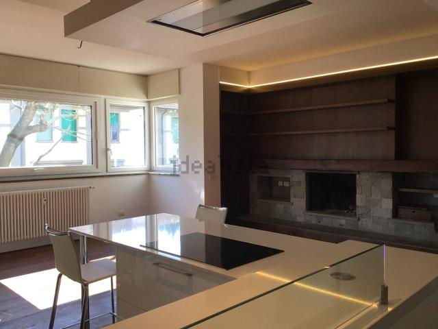 Appartamento in affitto di 128 m²