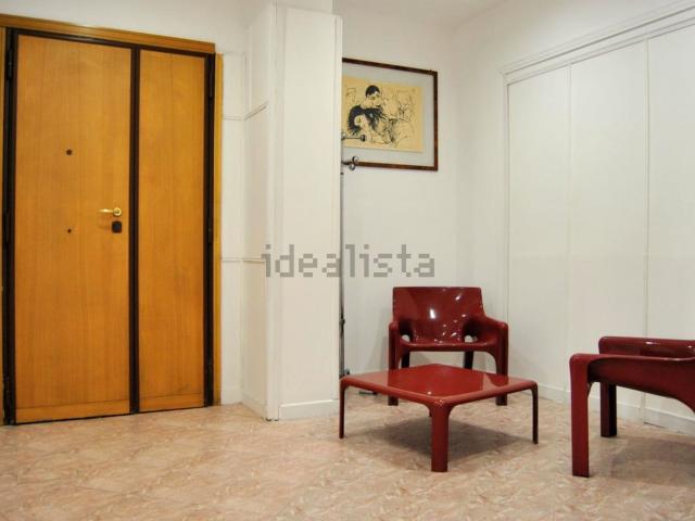 Appartamento in affitto di 128 m² in Via Tuscolana, 809