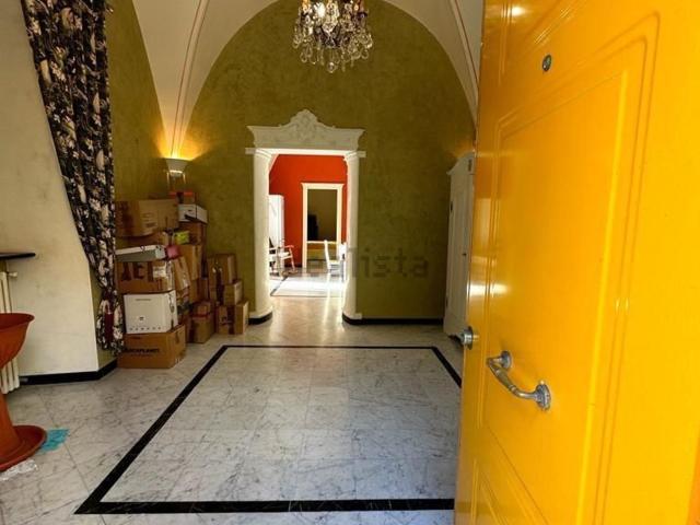 Appartamento in affitto di 129 m² in Via Varenna, 68
