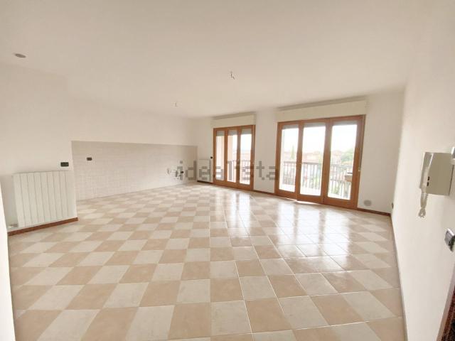 Appartamento in affitto di 130 m²
