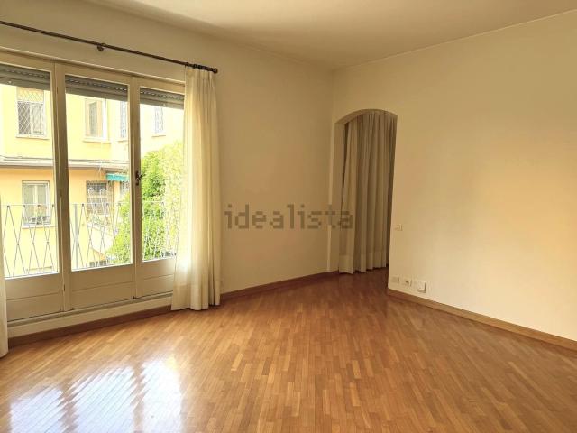 Appartamento in affitto di 130 m² in Via Chiossetto