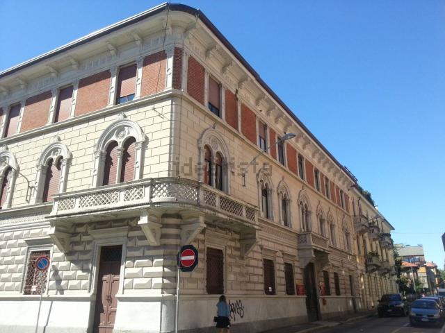 Appartamento in affitto di 130 m² in Via A.da Brescia, 1
