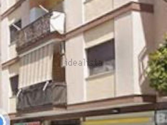 Appartamento in affitto di 130 m² in Via Brigata Regina