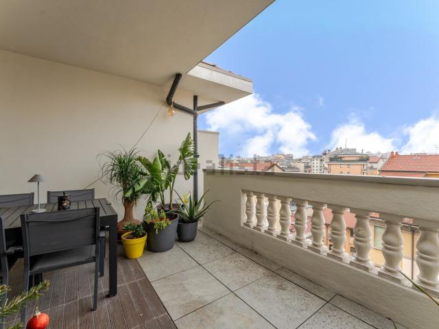 Appartamento in affitto di 130 m² in Via Goffredo Mameli, 19