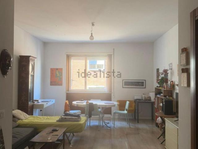 Appartamento in affitto di 130 m² in Via Giuseppe Grabinski, 1