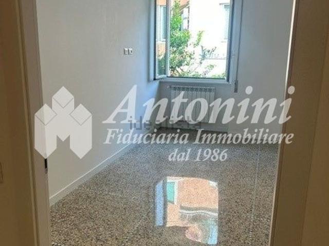 Appartamento in affitto di 130 m² in Via Giuseppe Parini