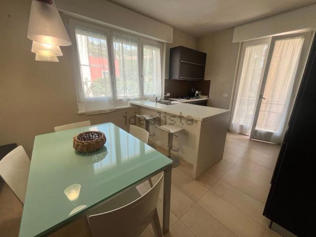 Appartamento in affitto di 130 m² in Via Giuseppe Zamboni