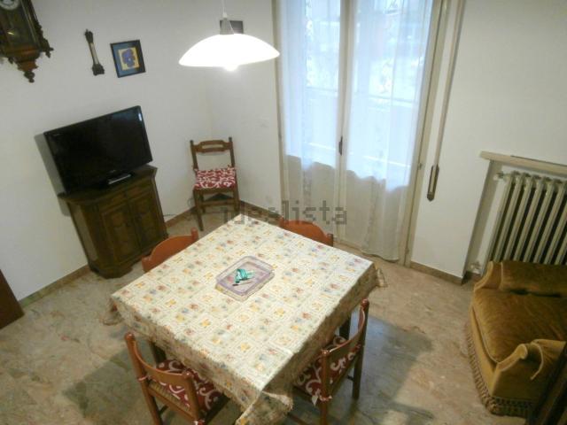 Appartamento in affitto di 130 m² in Via Gian Battista Canonici