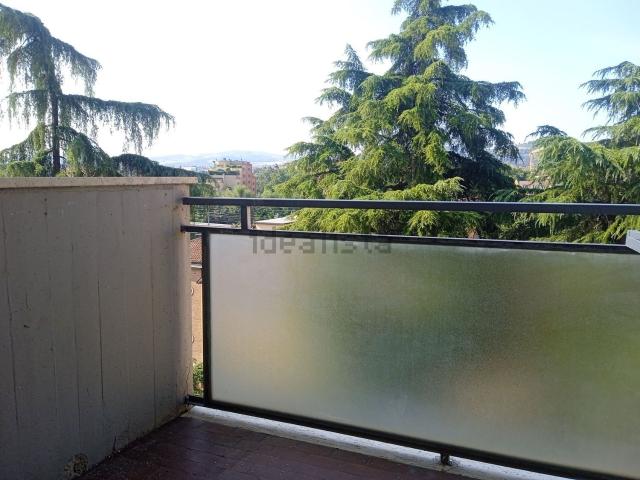 Appartamento in affitto di 130 m² in Via Gustavo Modena