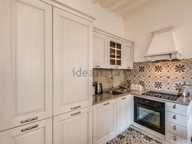 Appartamento in affitto di 130 m² in Via delle Forbici
