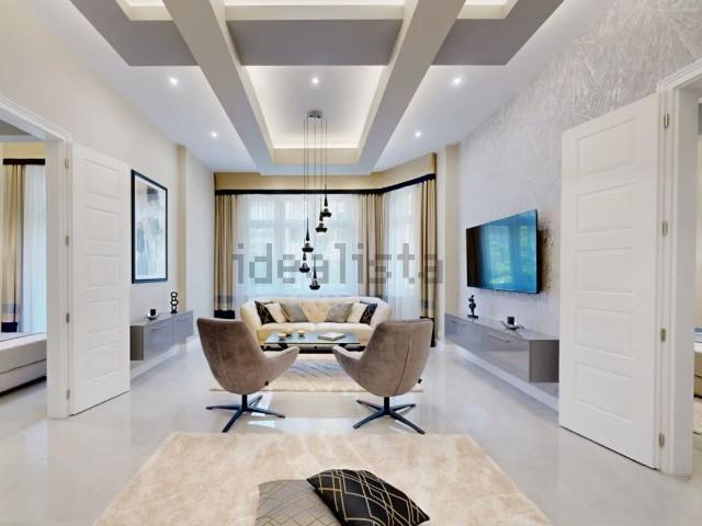 Appartamento in affitto di 130 m² in Via Lattanzio