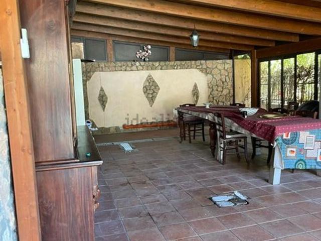 Appartamento in affitto di 130 m² in Via Linze