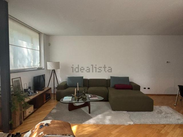Appartamento in affitto di 130 m² in Via Morimondo
