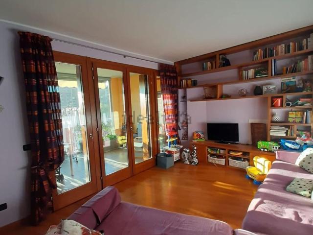 Appartamento in affitto di 130 m² in Via Magolfa, 32