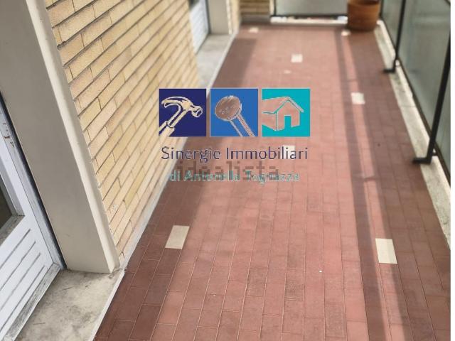 Appartamento in affitto di 130 m² in Via Marcello Marini
