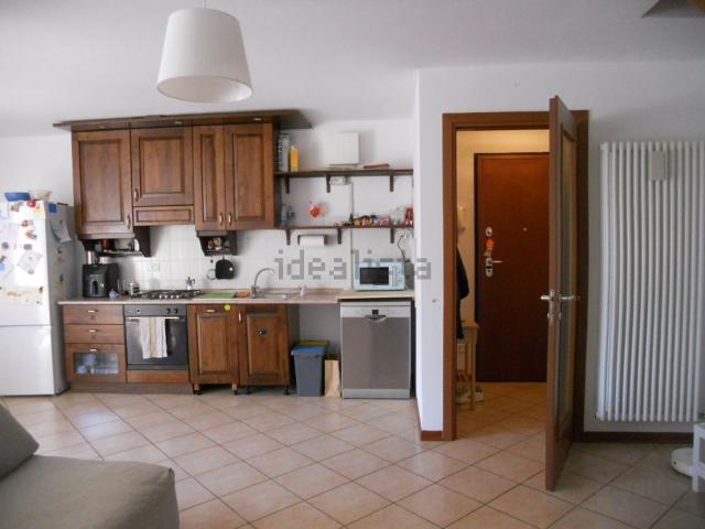 Appartamento in affitto di 130 m² in Via Martiri per la Libertà, 2