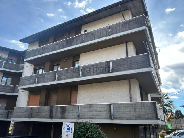 Appartamento in affitto di 130 m² in Via Neruda, 6