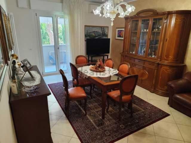Appartamento in affitto di 130 m² in Via Niccolò Paganini