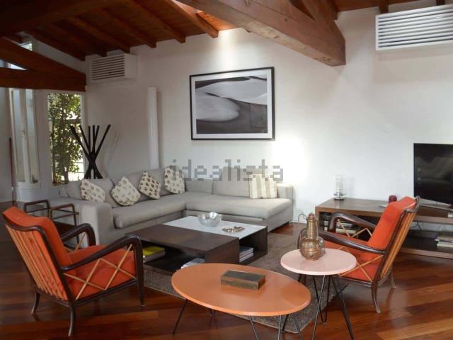 Appartamento in affitto di 130 m² in Via Nino Bixio, 3