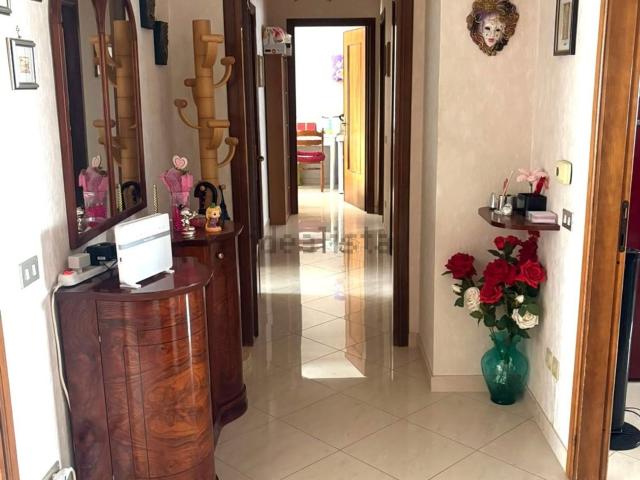 Appartamento in affitto di 130 m² in Via San Giovanni, 365