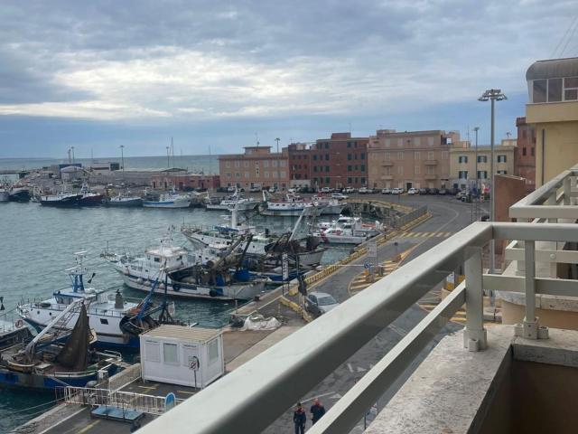 Appartamento in affitto di 130 m² in Via Porto Neroniano