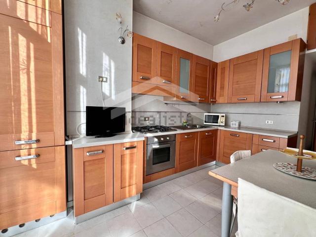 Appartamento in affitto di 130 m² in Via Papa Giovanni XXIII