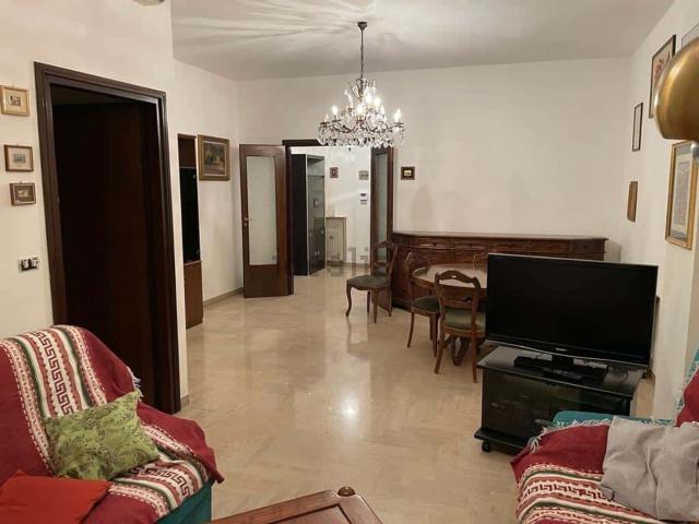 Appartamento in affitto di 130 m² in Via Piave, 4