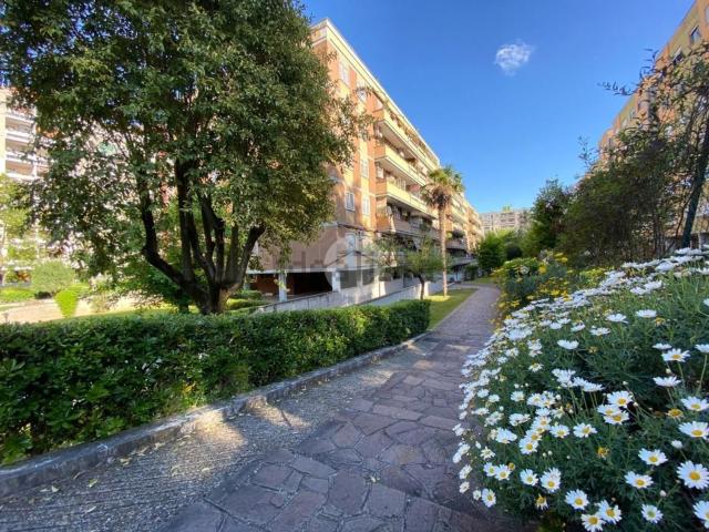 Appartamento in affitto di 130 m² in Via Voltaire, 91