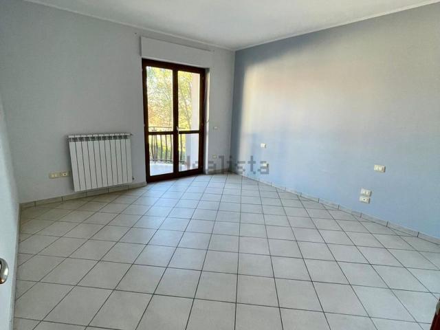 Appartamento in affitto di 130 m² in Via Zoccolanti