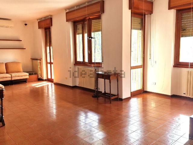 Appartamento in affitto di 130 m² in Viale Assunta