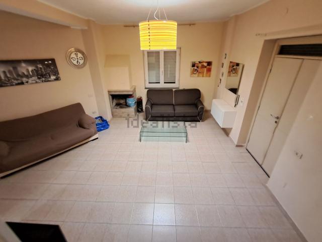 Appartamento in affitto di 130 m² in Viale delle Ginestre