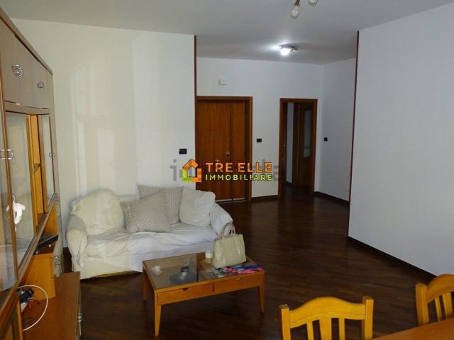 Appartamento in affitto di 130 m² in Corso Umberto I
