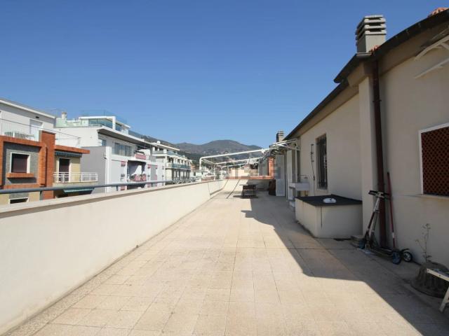 Appartamento in affitto di 130 m² in Corso Armando Diaz