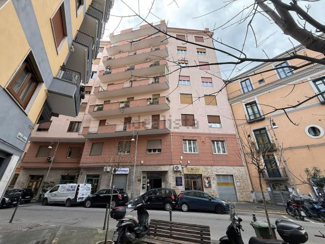 Appartamento in affitto di 130 m² in Piazza Sedile di Portarotese, 1