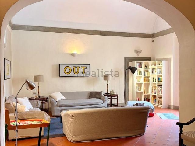 Appartamento in affitto di 130 m² in Piazza Pier Vettori