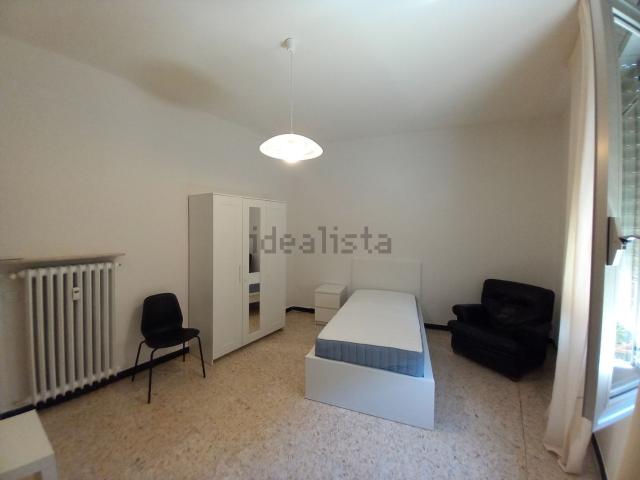 Appartamento in affitto di 130 m² in Strada San Faustino, 54