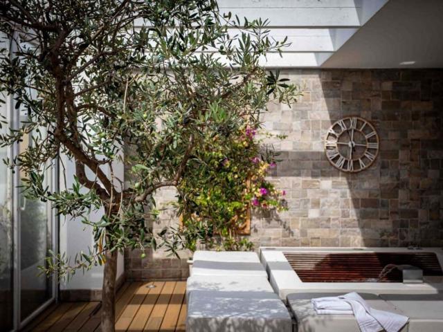 Appartamento in affitto di 131 m² in Viale Cassala, 59